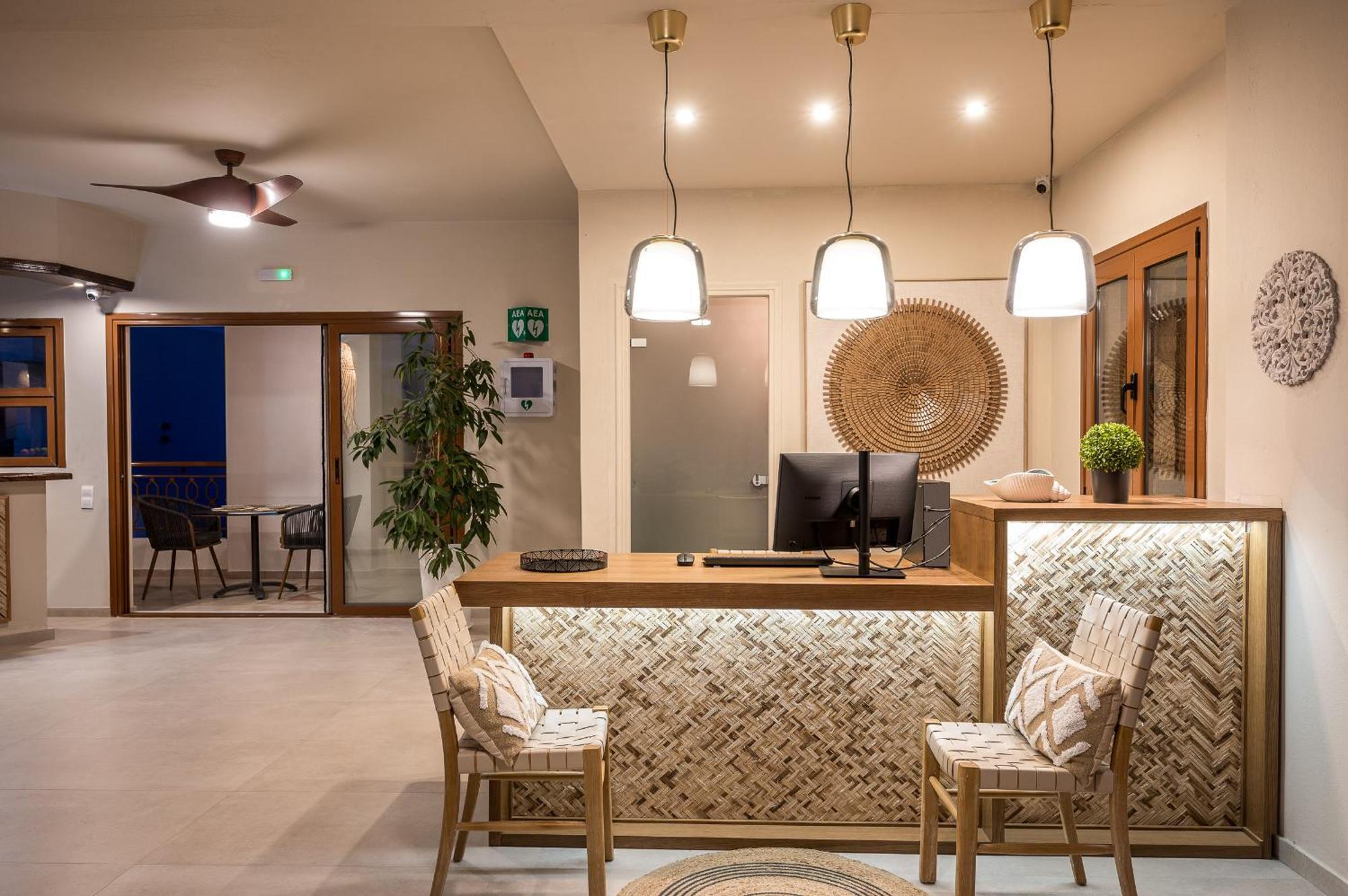 Cretan Seaside Boutique Hotel Hersonissos  Exterior photo